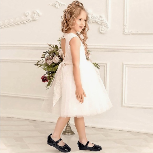 PANDANINJIA sz 5T patent Mary Jane ballet flat with bow and rubber sole - Picture 3 of 10